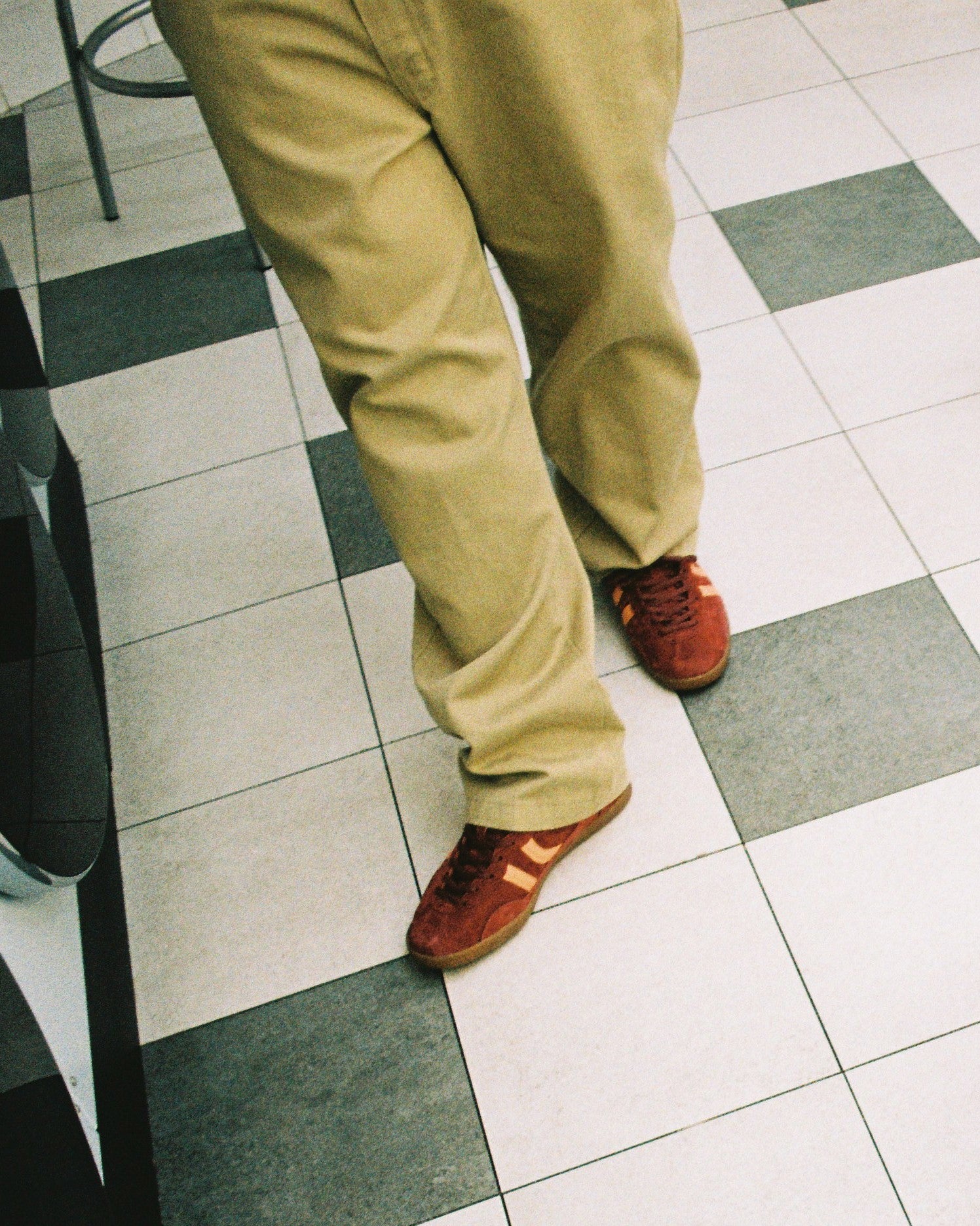 KIZUNA DEEP BURGUNDY